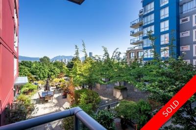 False Creek Apartment/Condo for sale:  2 bedroom 1,012 sq.ft. (Listed 2022-08-12)